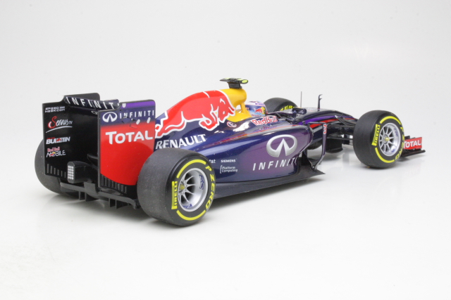 Red Bull RB10, F1 2014, D.Ricciardo, no.3 - Sulje napsauttamalla kuva
