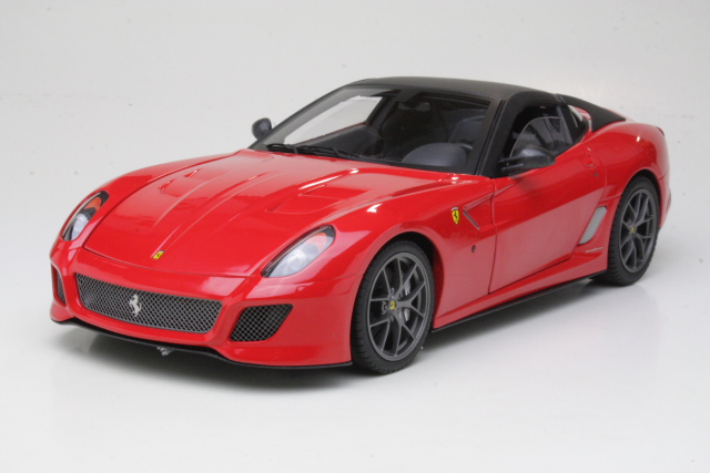 Ferrari 599 GTO 2010, punainen - Sulje napsauttamalla kuva