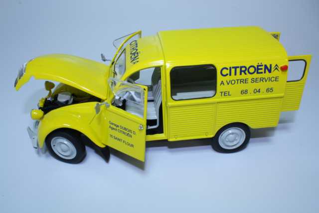 Citroen 2CV Camionette "Citroen A Votre Service", keltainen