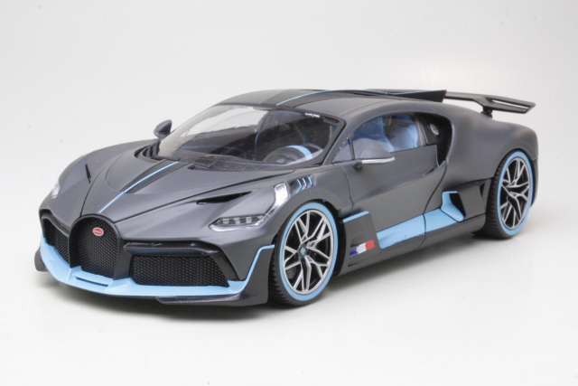 Bugatti Divo Sport 2018, musta