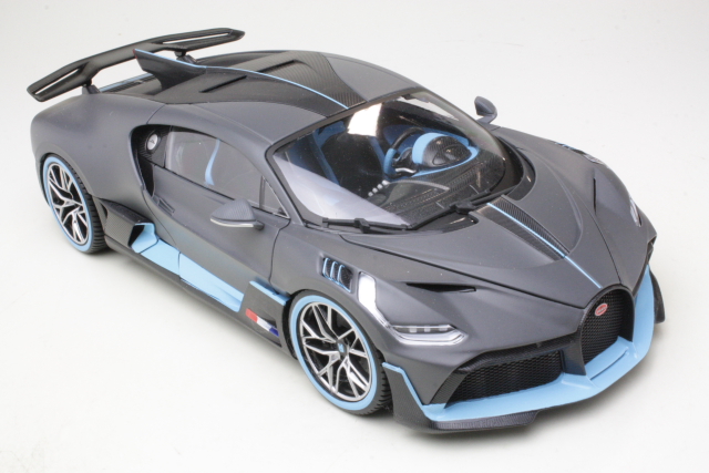 Bugatti Divo Sport 2018, musta - Sulje napsauttamalla kuva