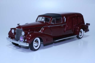 Cadillac Town Car Hearse 1938, punainen