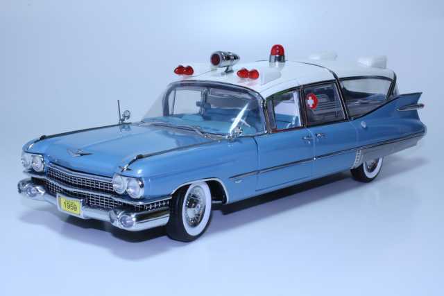 Cadillac Superior Royal Crown Ambulance 1959, blue/white