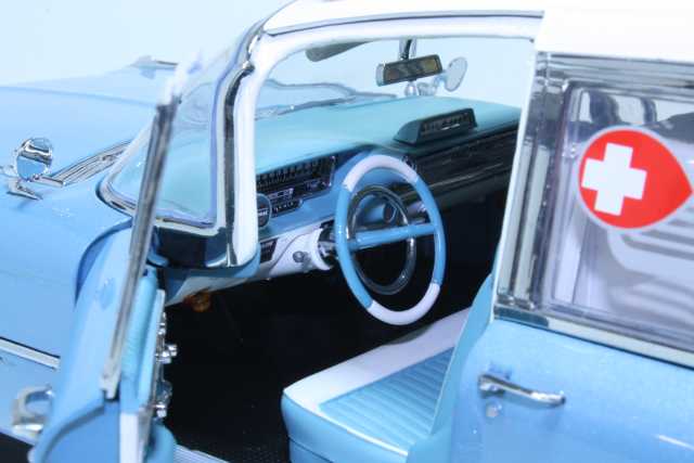 Cadillac Superior Royal Crown Ambulance 1959, blue/white