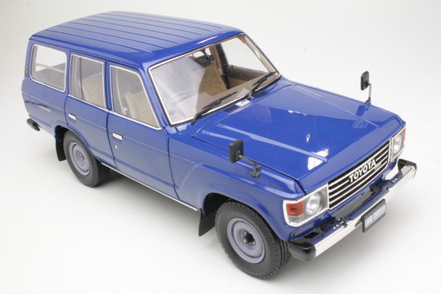 Toyota Land Cruiser 60, blue