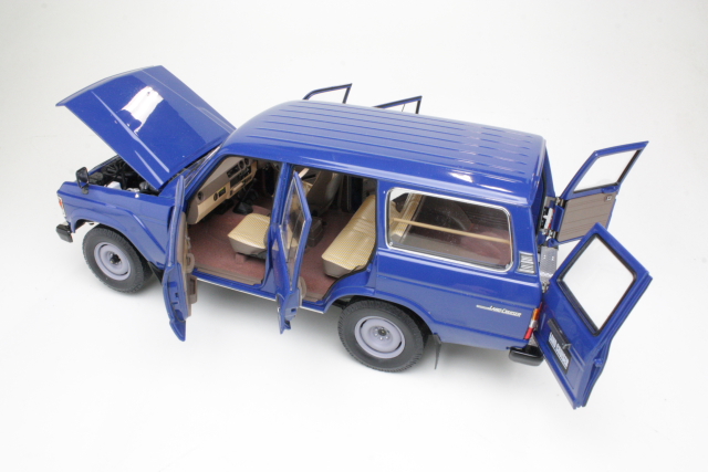 Toyota Land Cruiser 60, blue