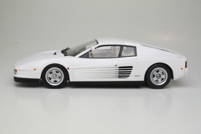 Ferrari Testarossa Mk1 US-Version 1984, white