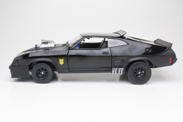 Ford Falcon XB 1973 "Last of the V8 Interceptors Madmax 1979"