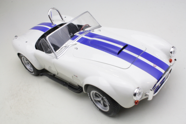 AC Cobra 427 Mk2 Coupe 1965, valkoinen/sininen