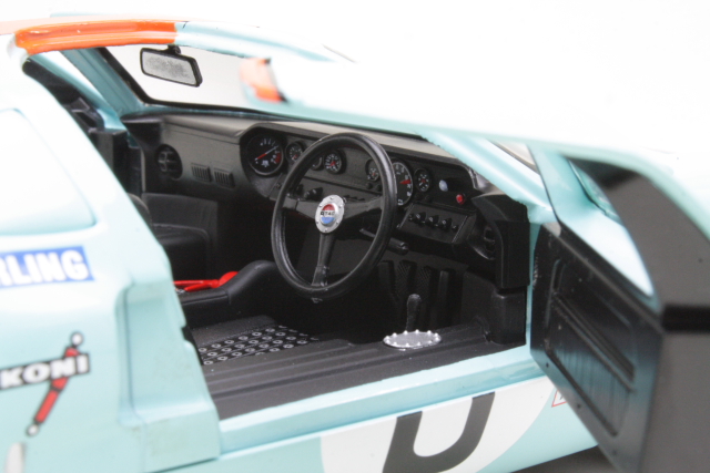 Ford GT40 4.9L V8, 1st. 24h LeMans 1969 J.Ickx/J.Oliver, no.6
