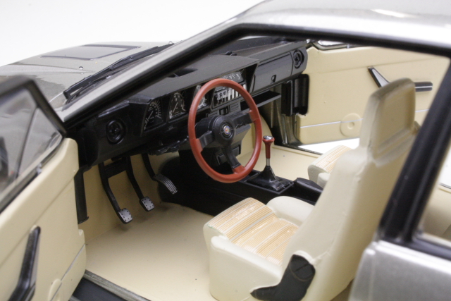 Alfa Romeo Alfetta GTV 6 1984, hopea