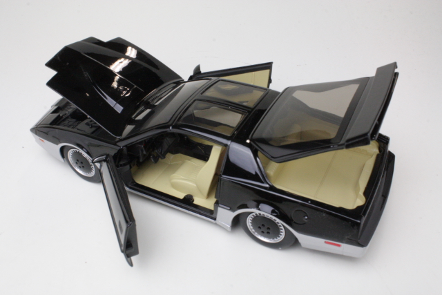 K.A.R.R. Pontiac Trans Am 1982 "Knight Rider"