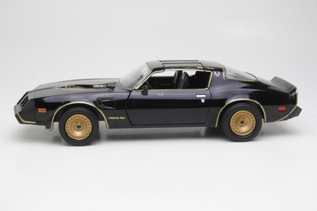 Pontiac Firebird Trans Am Turbo 4.9L 1980 "Konna ja Koukku 2" - Sulje napsauttamalla kuva