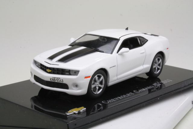 Chevrolet Camaro SS 2011, valkoinen