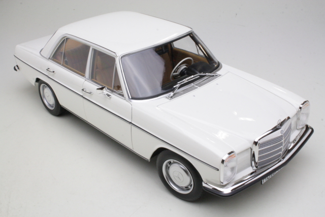 Mercedes 200 (w115) 1968, white