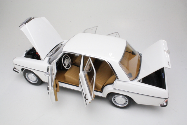 Mercedes 200 (w115) 1968, white