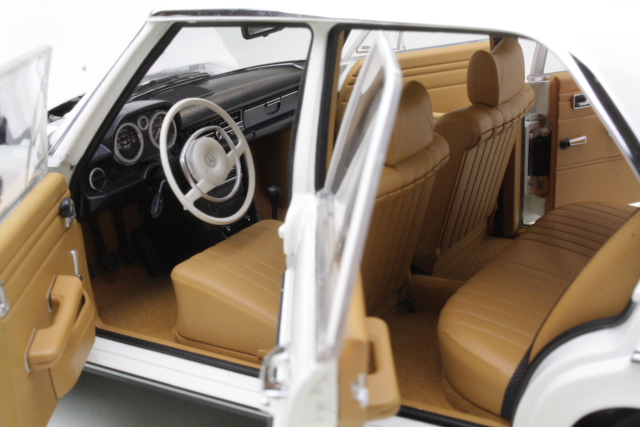 Mercedes 200 (w115) 1968, white