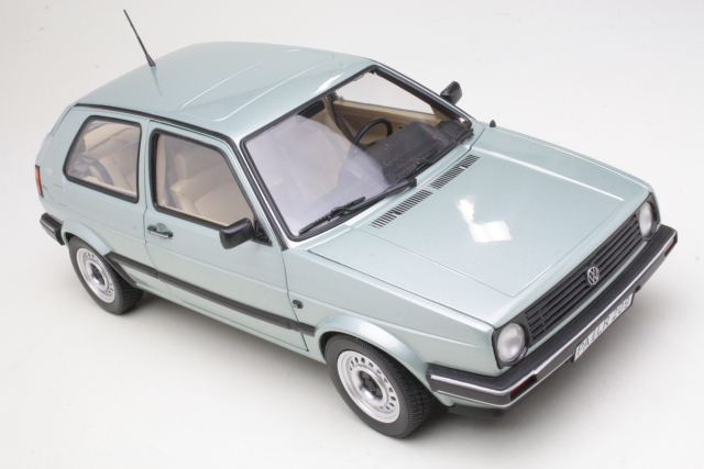 VW Golf 2 CL 1987, light green