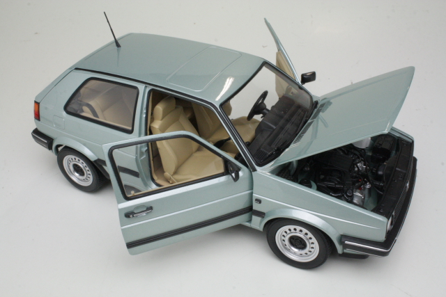 VW Golf 2 CL 1987, light green