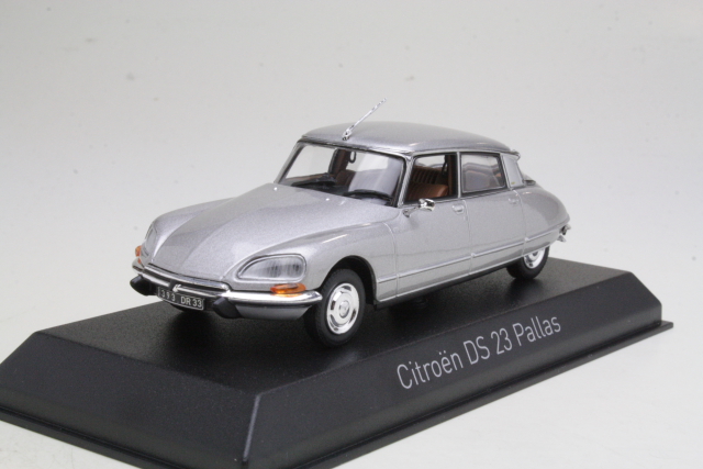 Citroen DS23 Pallas 1974, harmaa