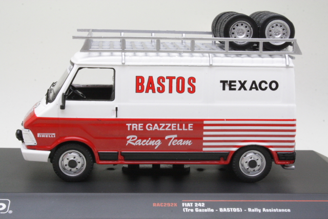 Fiat 242 "Assistance Bastos"
