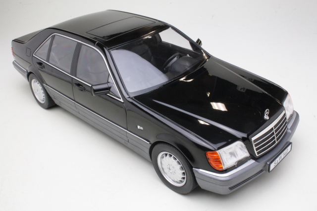 Mercedes S500 (w140) 1994, black
