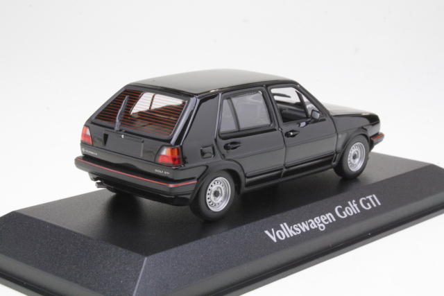 VW Golf 2 GTi 5d 1986, musta - Sulje napsauttamalla kuva