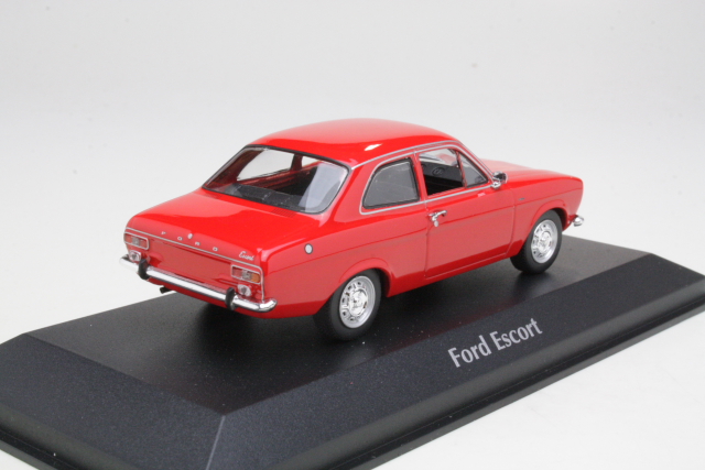 Ford Escort Mk1 1968, punainen - Sulje napsauttamalla kuva