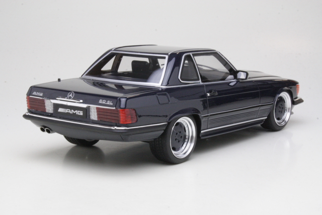 Mercedes 560 AMG (R107) 1979, musta