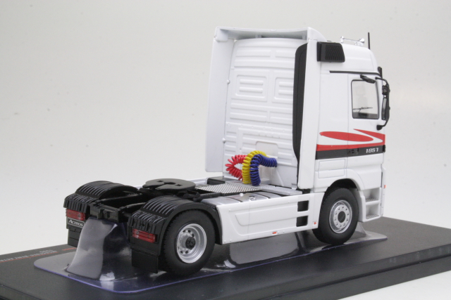 Mercedes Actros MP1 1995, white/grey