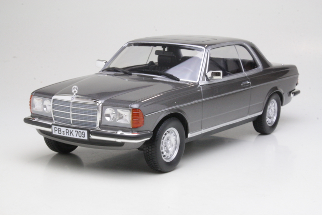 Mercedes 280CE (c123) 1980, harmaa - Sulje napsauttamalla kuva