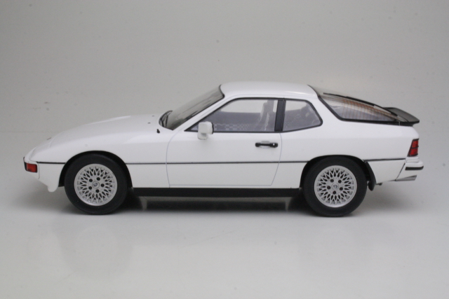 Porsche 924 Turbo 1979, white