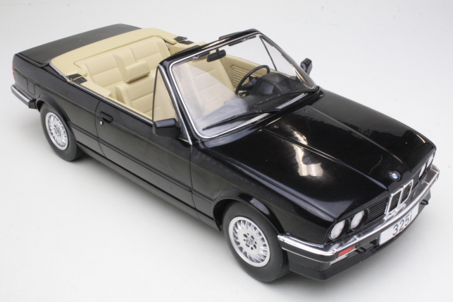 BMW 325i (e30) Cabriolet 1985, black