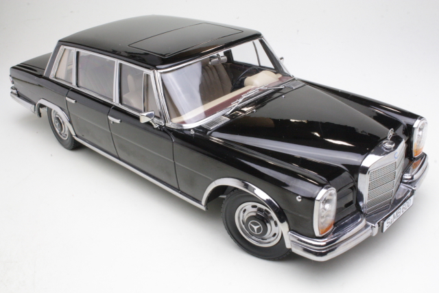 Mercedes 600 SWB (w100) 1963, musta