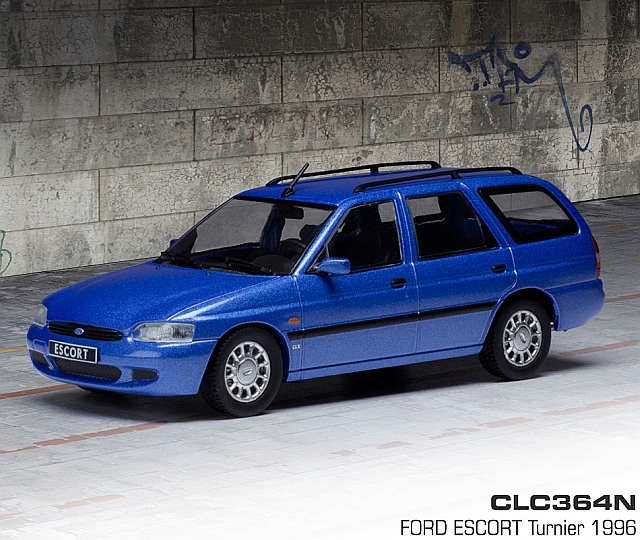 Ford Escort Turnier 1996, sininen - Sulje napsauttamalla kuva
