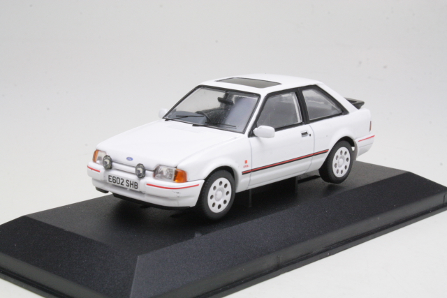 Ford Escort Mk4 XR3i 1987, valkoinen - Sulje napsauttamalla kuva