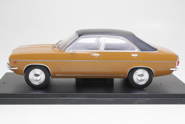 Chrysler 180 1975, brown/black