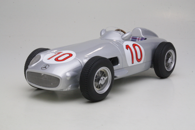 Mercedes F1 W196, 1st. Belgium GP 1955, J-M.Fangio, no.10 - Sulje napsauttamalla kuva