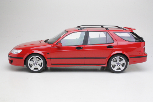 Saab 9-5 Sport Combi Aero 2005, punainen