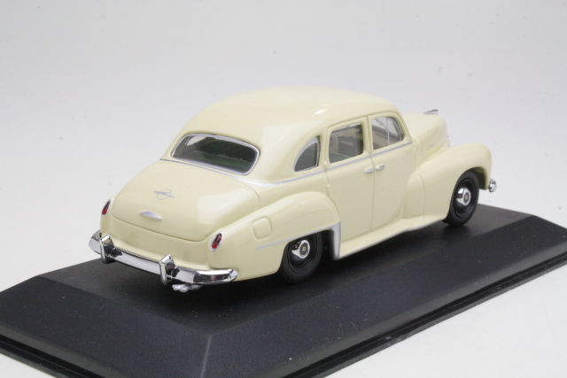 Opel Kapitan 1951, cream - Click Image to Close
