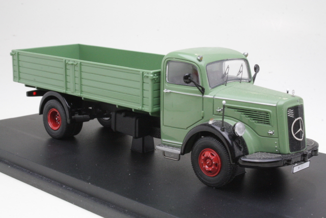 Mercedes L6600, green - Click Image to Close