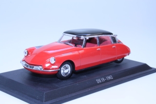 Citroen DS19 1962, punainen - Sulje napsauttamalla kuva