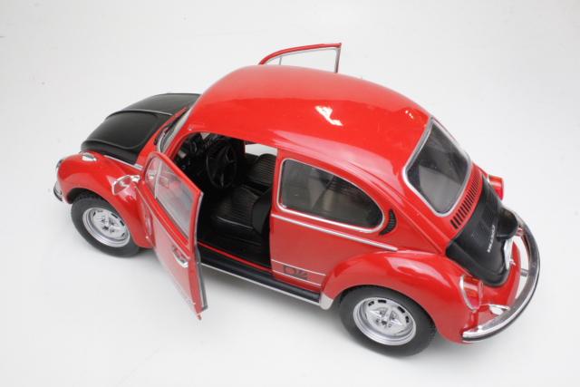 VW Beetle 1303 Sport 1974, punainen "World Cup Edition" - Sulje napsauttamalla kuva