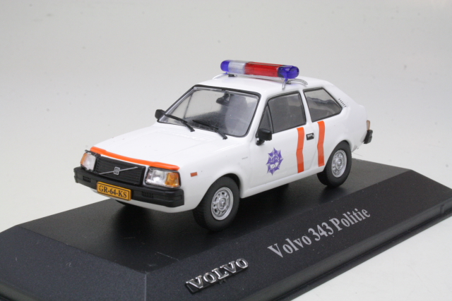 Volvo 343 "Politie" - Sulje napsauttamalla kuva