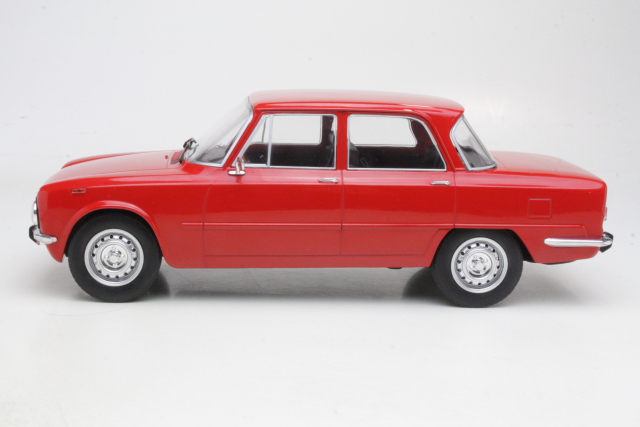 Alfa Romeo Giulia Nuova Super 1974, punainen - Sulje napsauttamalla kuva