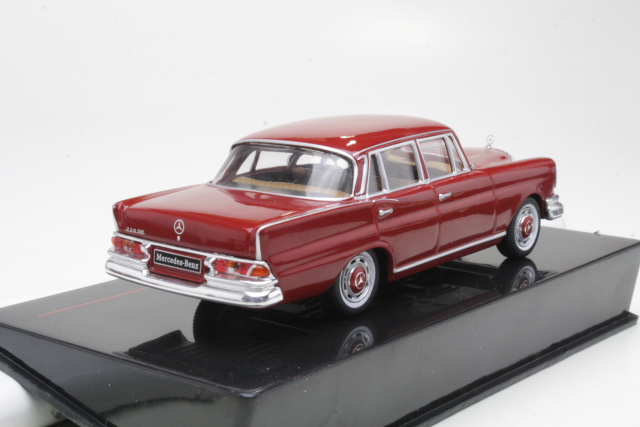 Mercedes 220SE (w111) 1959, punainen