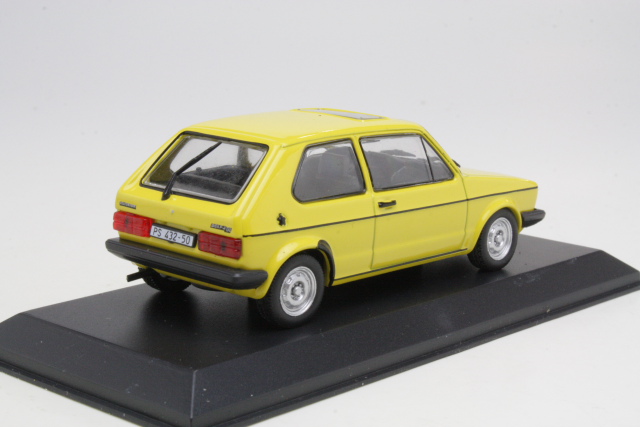 VW Golf 1 JGL 1977, keltainen