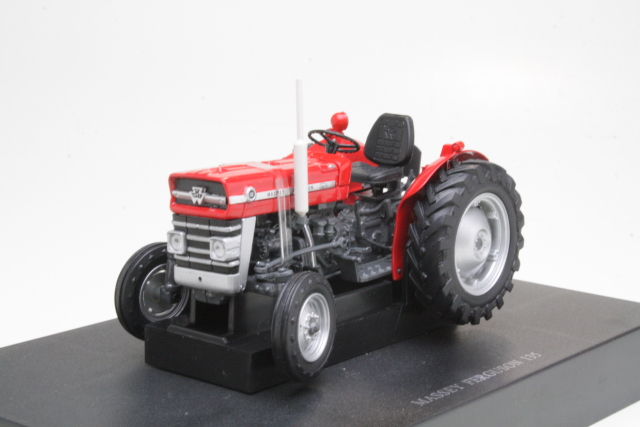 Massey Ferguson 135 1965, punainen