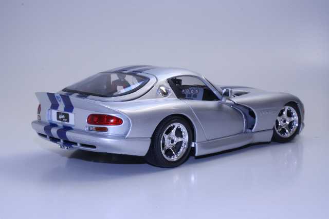 Dodge Viper GTS Coupe, silver - Click Image to Close