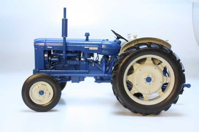 Fordson Super Major "New Performance" 1963, blue